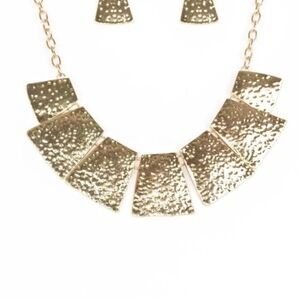 Paparazzi Gold Textured Necklace Set Here Comes The Huntress Hammered Fashion